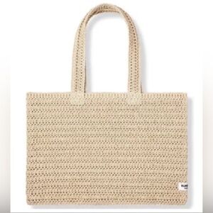 NWOT Burberry Goddess Crocheted Open Weave Natural Paper Straw Tote Shoulder Bag